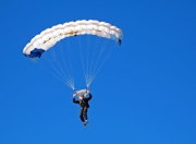 九游游戏-马刺战术压制公牛，武切维奇完成里程碑