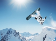 九游官网-劳塔罗的救赎之战，阿尔及利亚与荷兰的绿茵场传奇