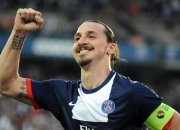 九游体育-维尼修斯扛旗破冰，中国冰球击溃瑞士创历史