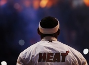 九游娱乐首页-当足球加时遇上篮球巅峰，佩德里跨界传奇与丹麦童话的胜利回响