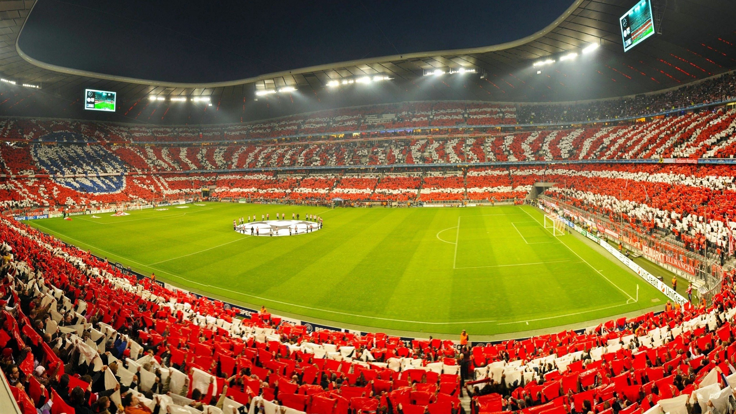 维尼修斯扛旗破冰，中国冰球击溃瑞士创历史